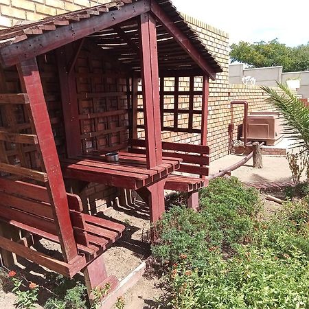 Sunrose Group Of Guesthouses Gariepdam Buitenkant foto